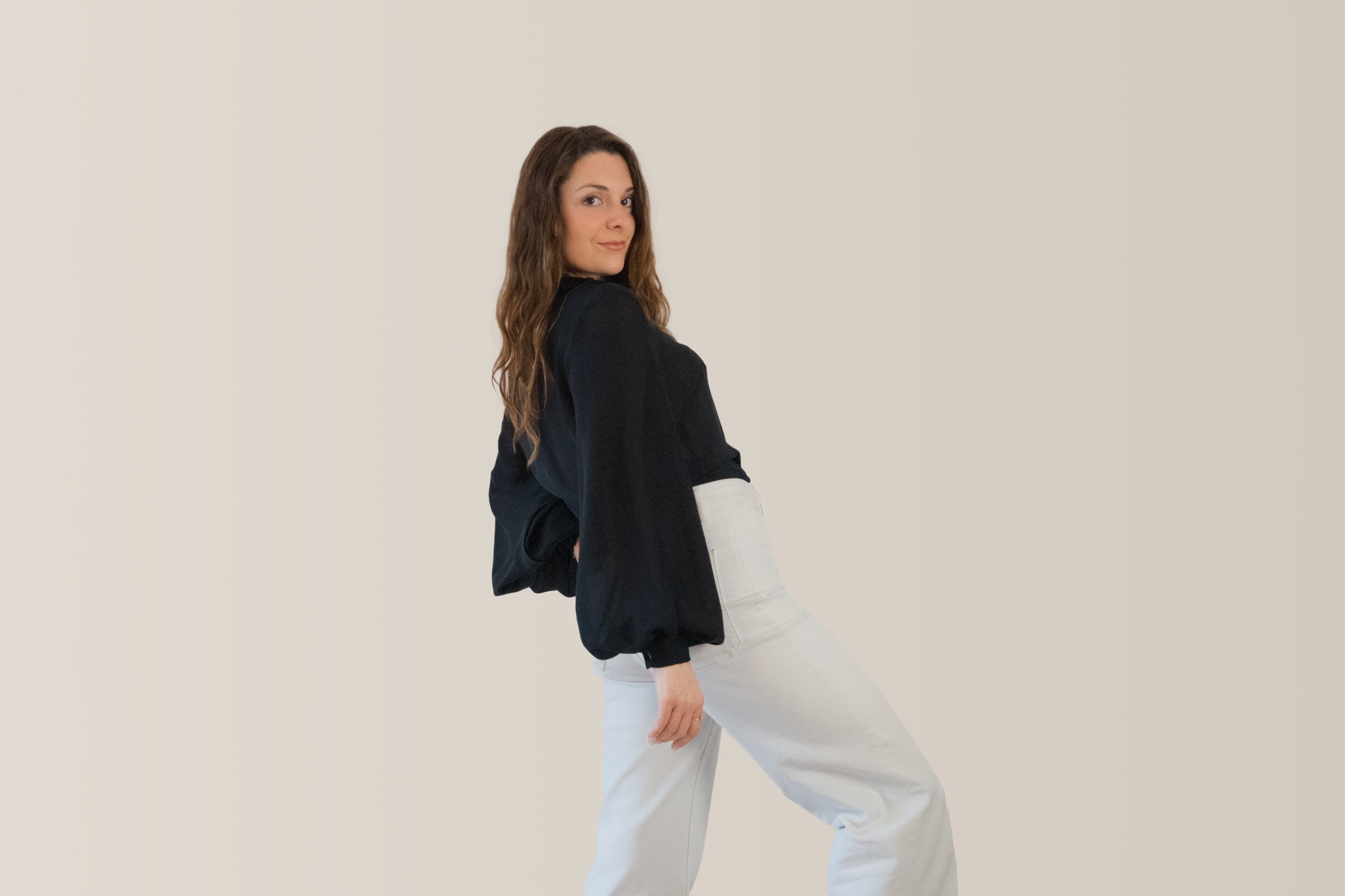 Camicia in seta con manica a palloncino | Nero