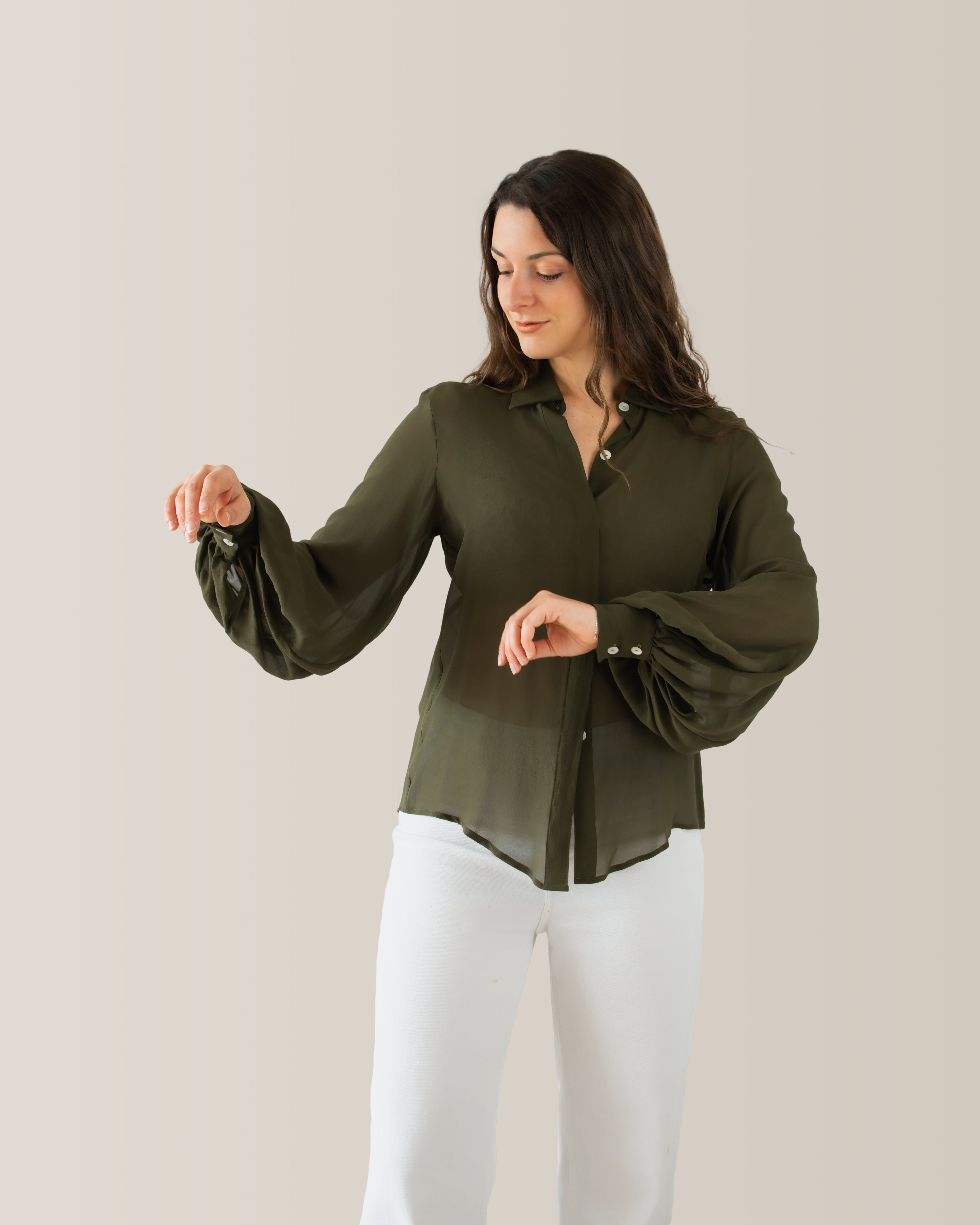 Camicia in seta con manica a palloncino | Verde millitare