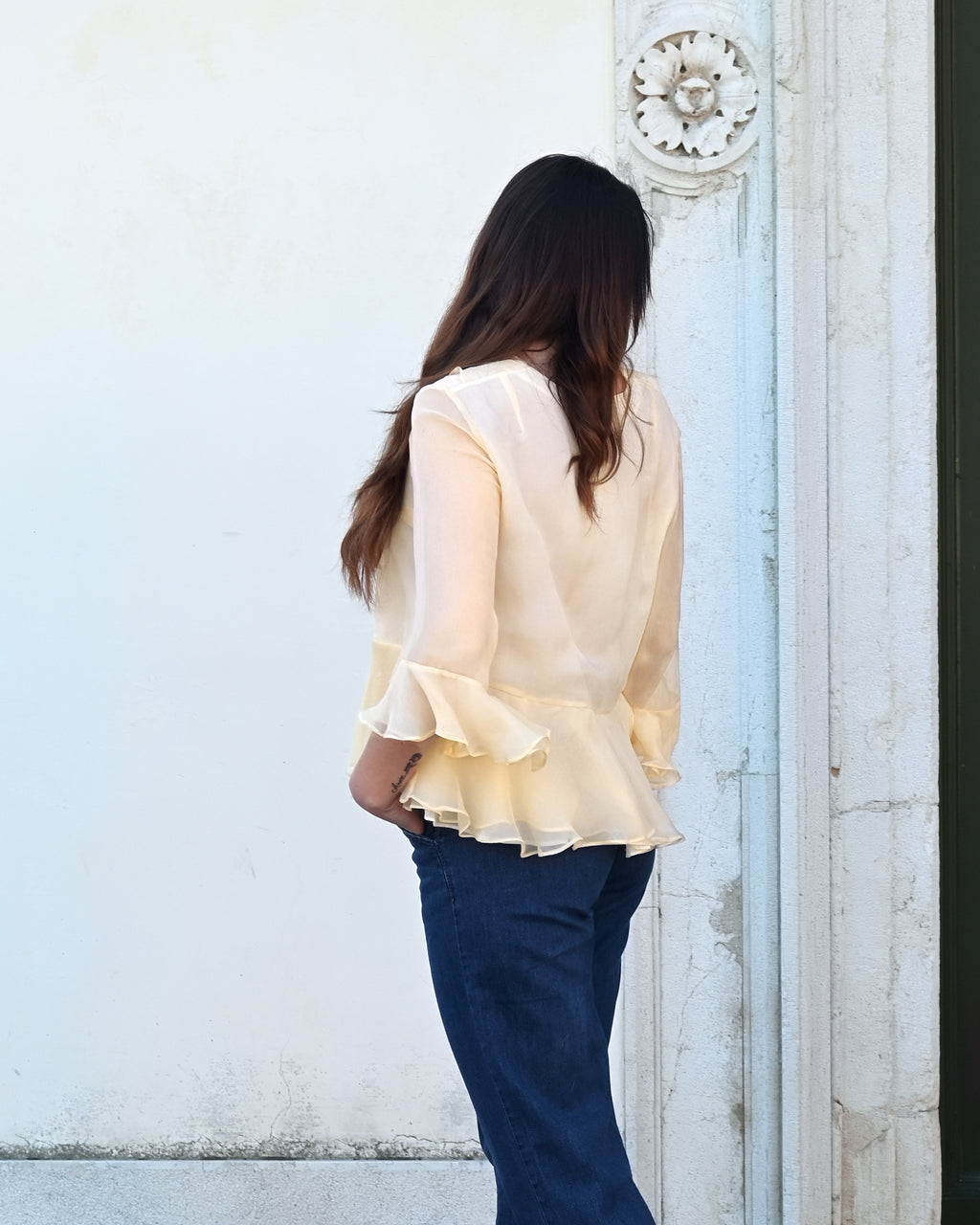 Blusa con volant | Giallo Burro