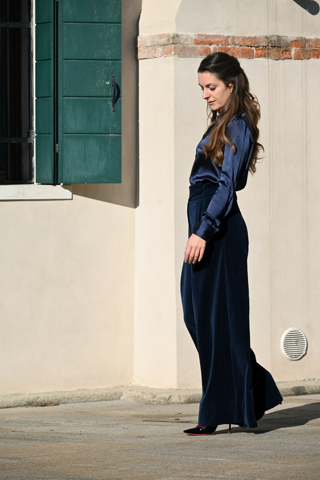 Pantalone a palazzo in velluto gessato