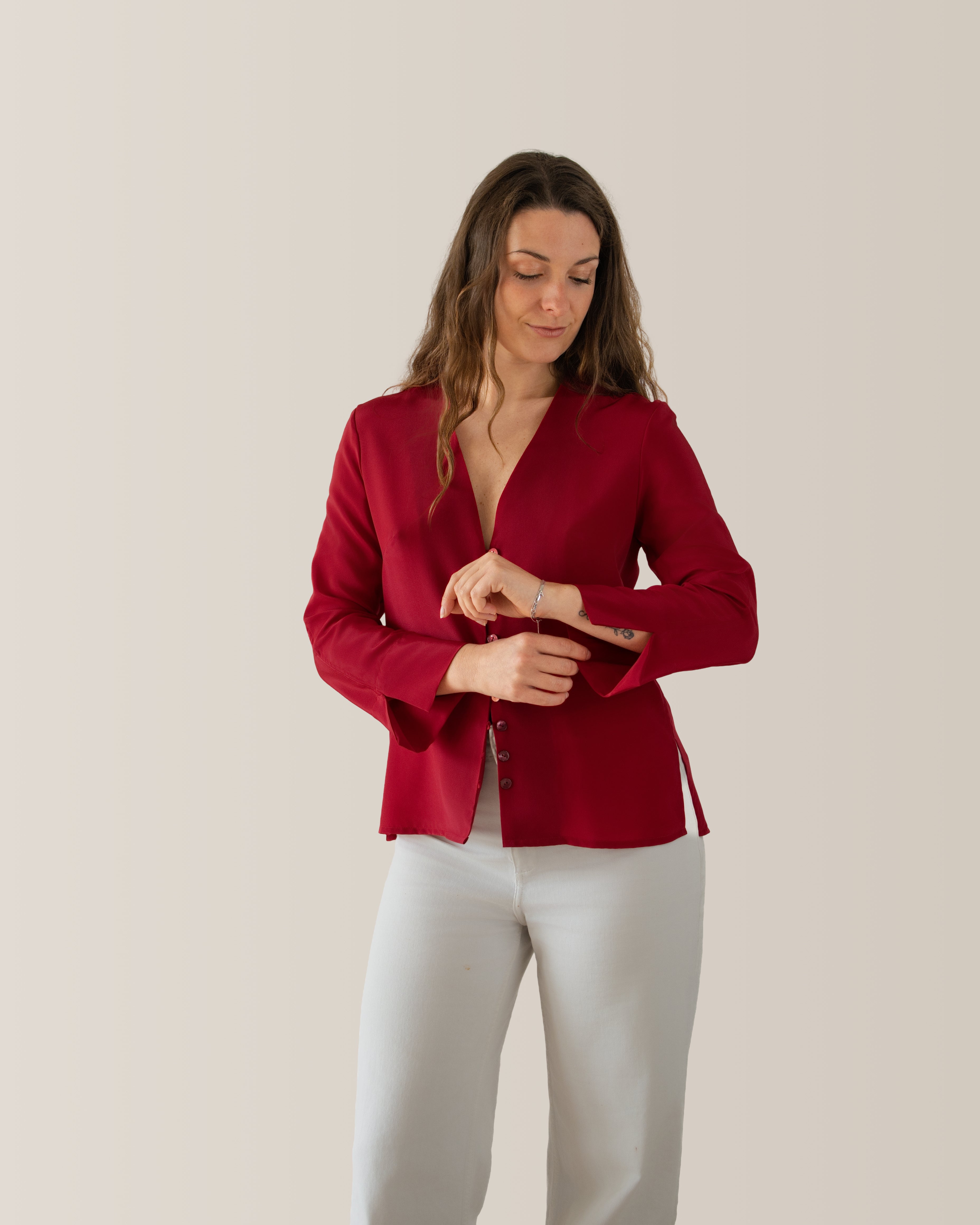 Camicia in seta scollo a V | Rosso Ciliegia