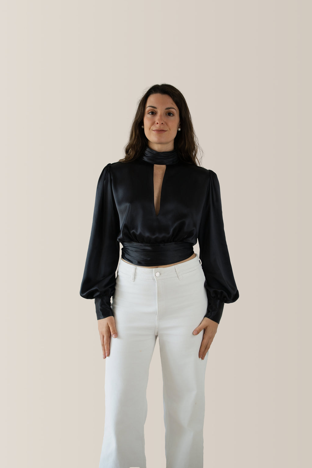 Women's backless silk shirt