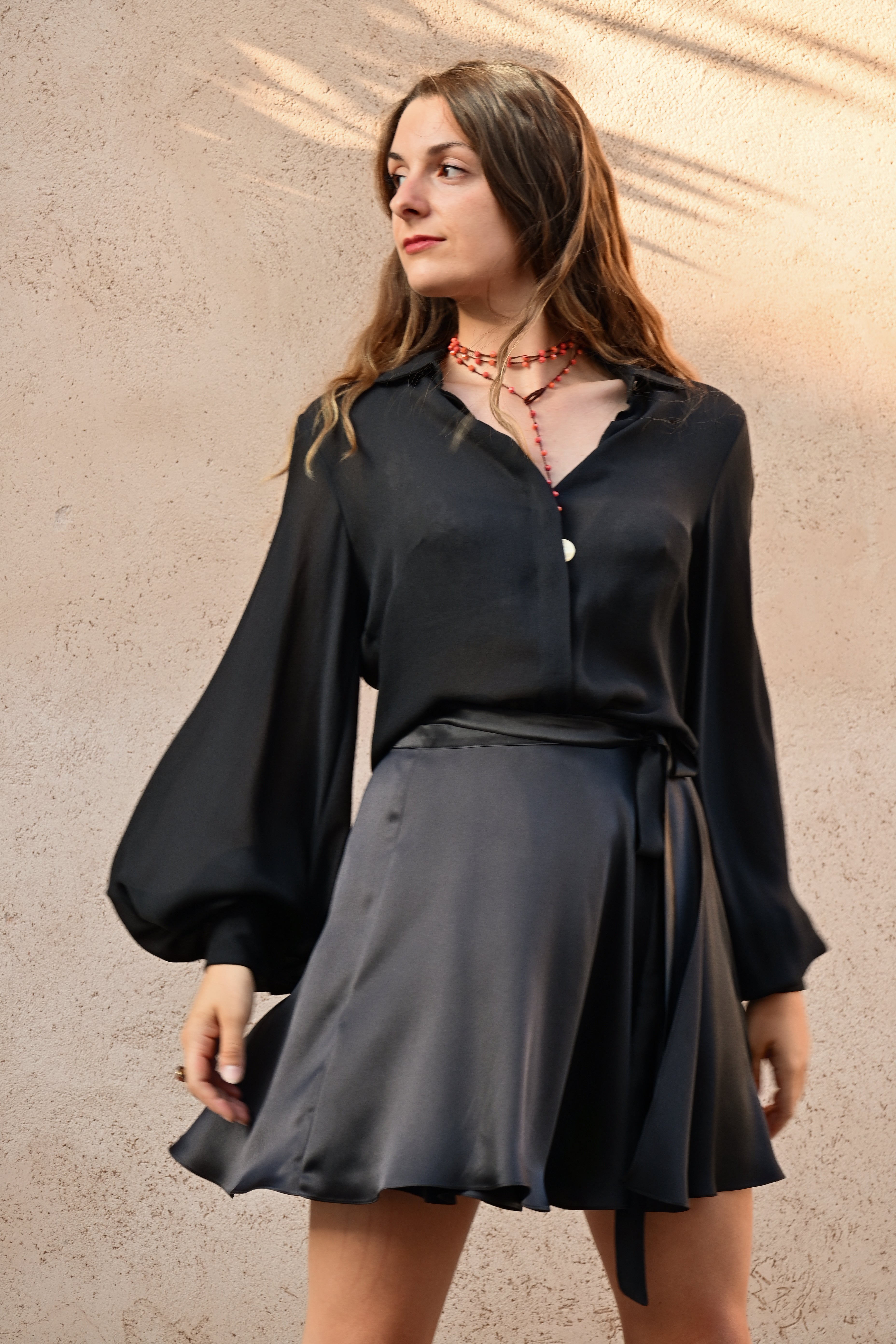 Camicia in seta con manica a palloncino | Nero